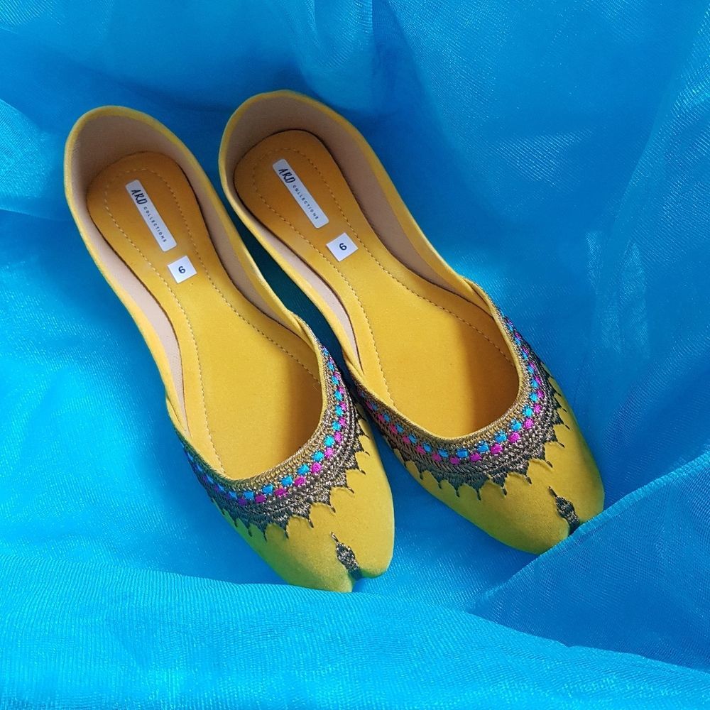 Velvet summer shoes Size:9